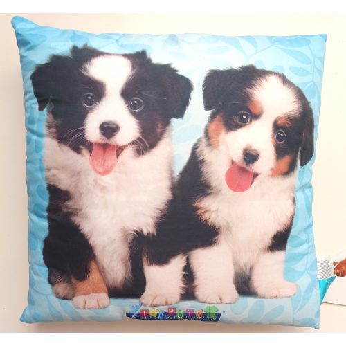 Díszpárna kölyökkutyusok mintával